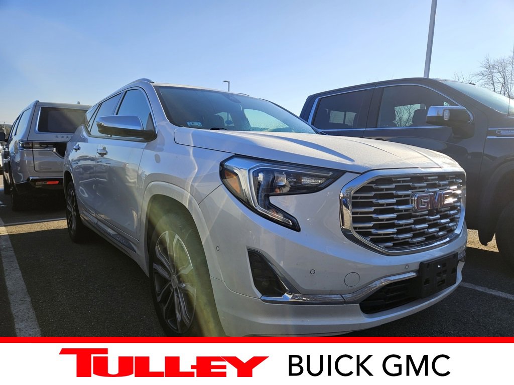 2020 GMC Terrain Denali's photo