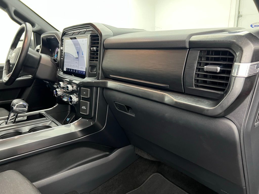 2022 Ford F-150 XLT photo 31