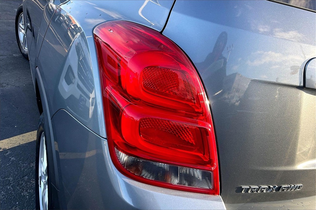 2019 CHEVROLET TRAX - Image 26