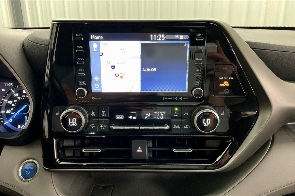 2021 Toyota Highlander Hybrid XLE photo 31