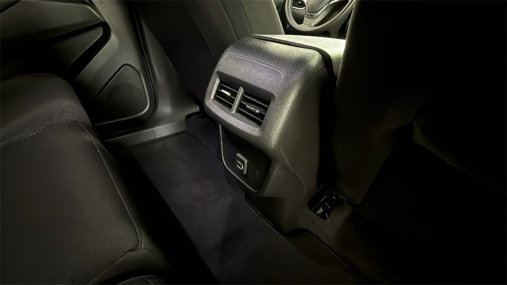 2023 Chevrolet Equinox LT photo 22