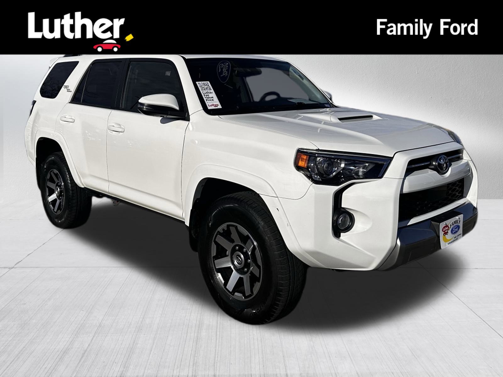 2020 Toyota 4Runner TRD Off-Road Premium's photo