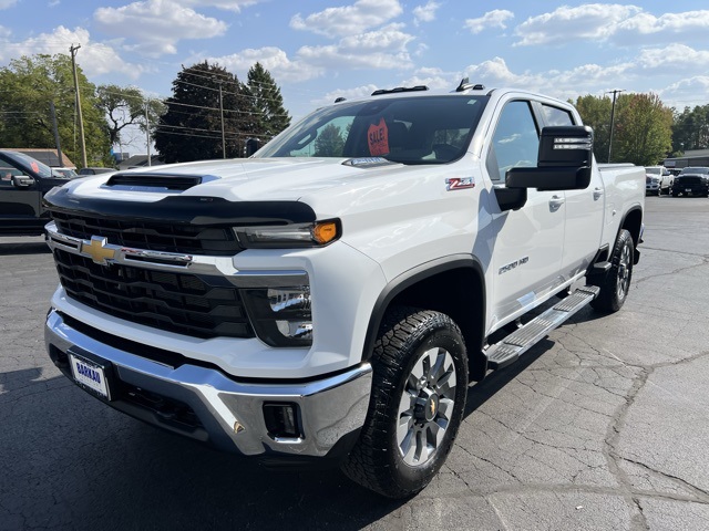 2024 Chevrolet Silverado 2500HD LT photo 21