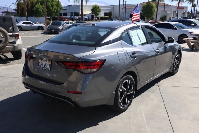 2024 Nissan Sentra SV photo 3