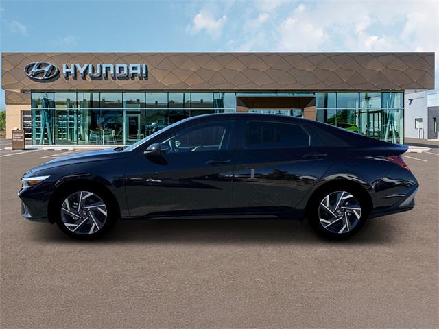 2025 Hyundai Elantra Hybrid SEL Sport photo 2