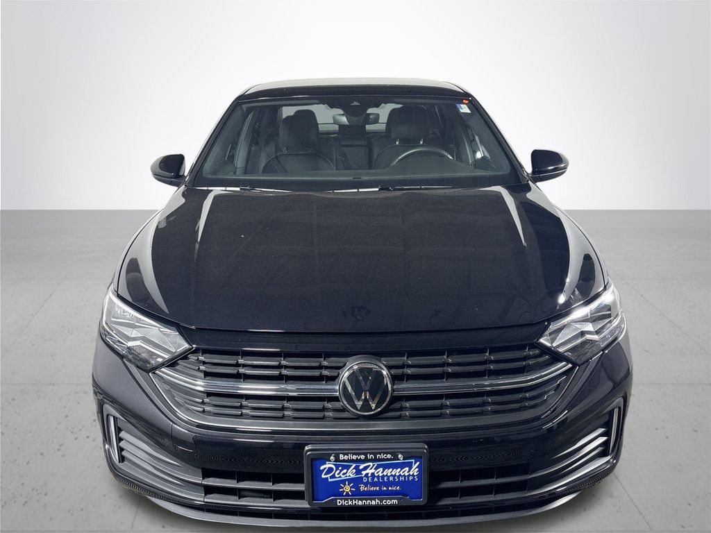 2024 Volkswagen Jetta 1.5T Sport photo 3