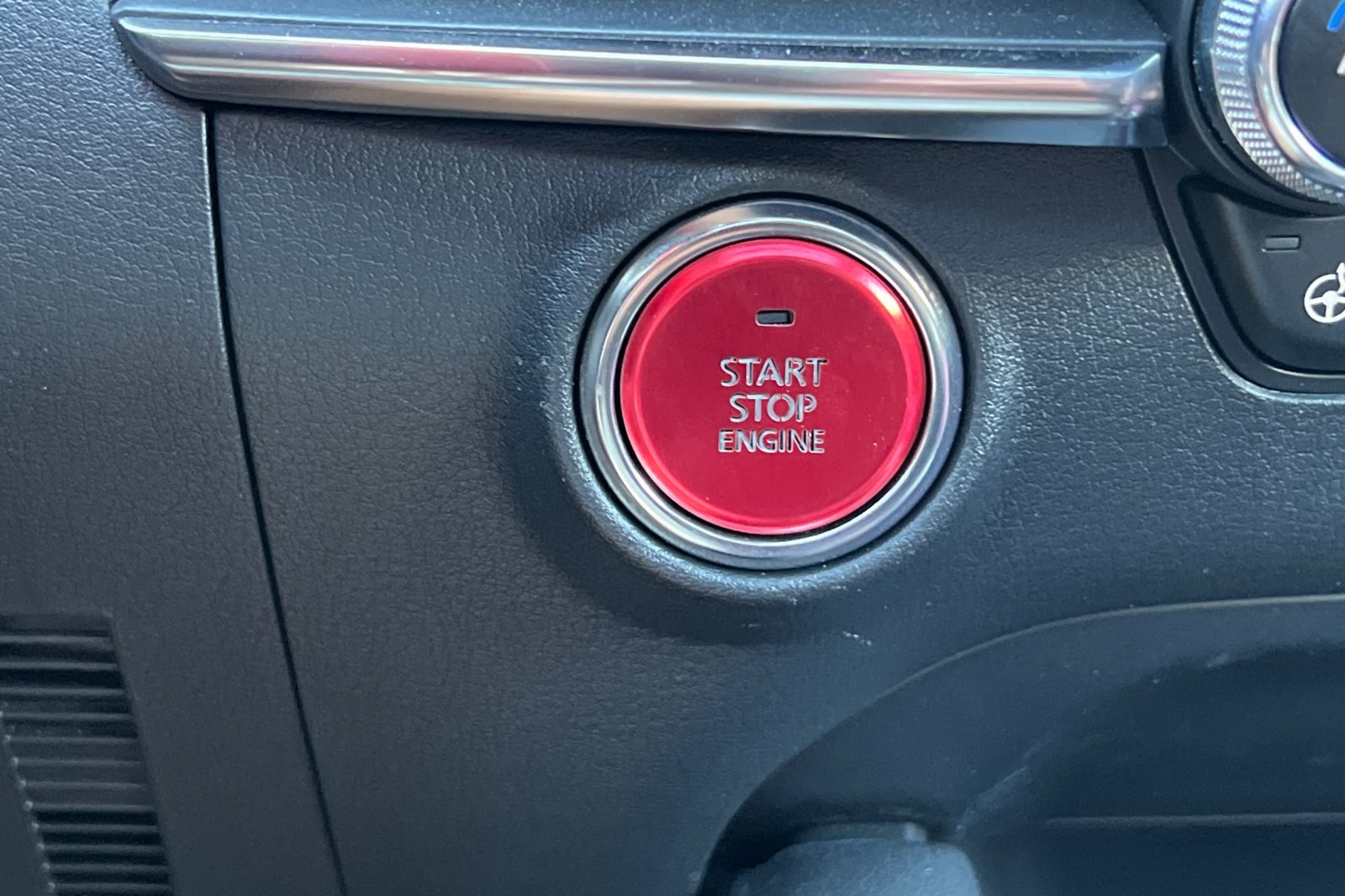 2024 Mazda Mazda3 Premium Plus photo 24