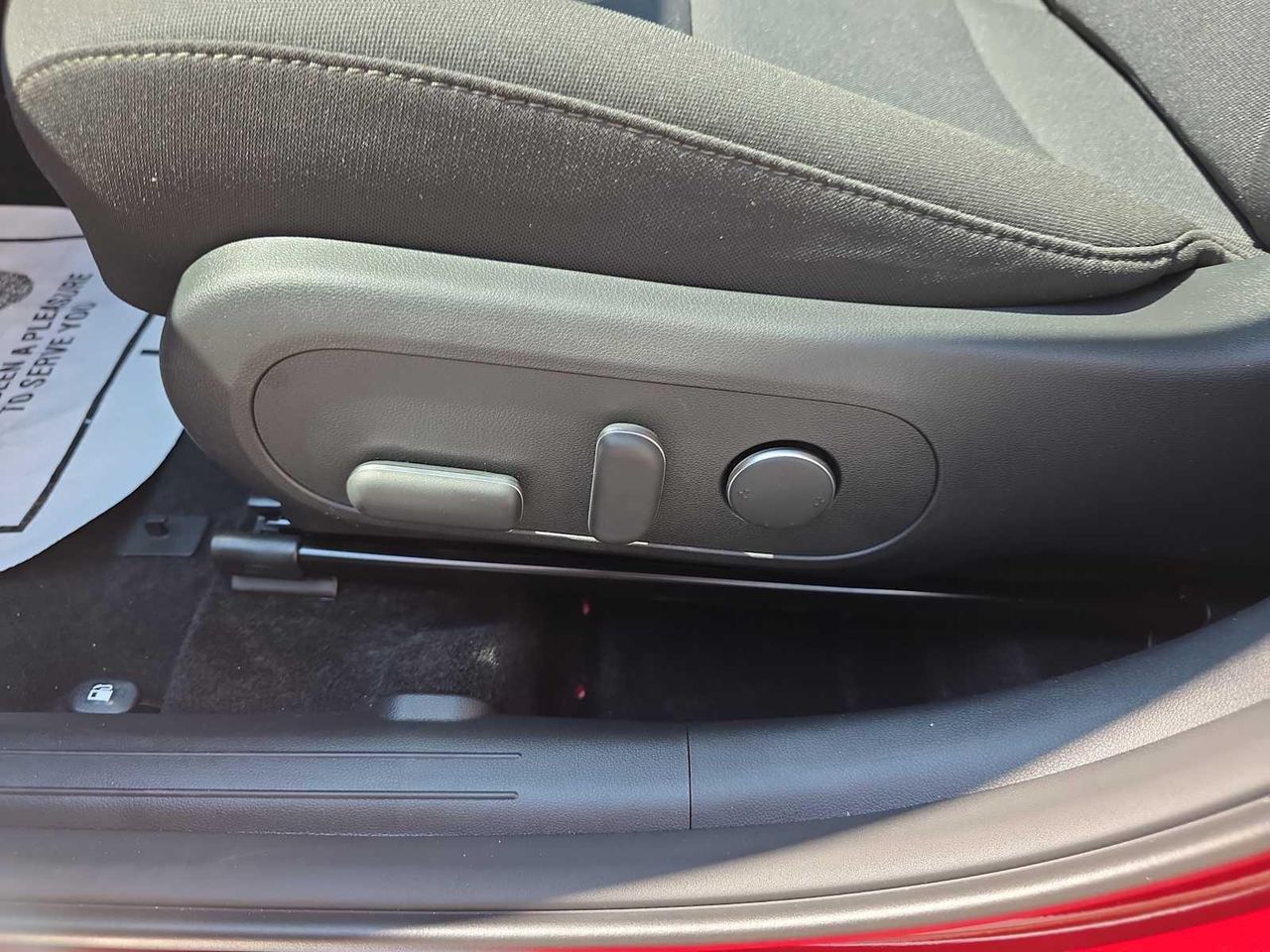 2025 Hyundai Kona SEL photo 15