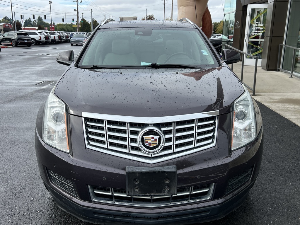 2015 Cadillac SRX Luxury photo 2