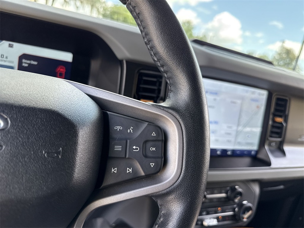 2022 Ford Bronco Badlands photo 16