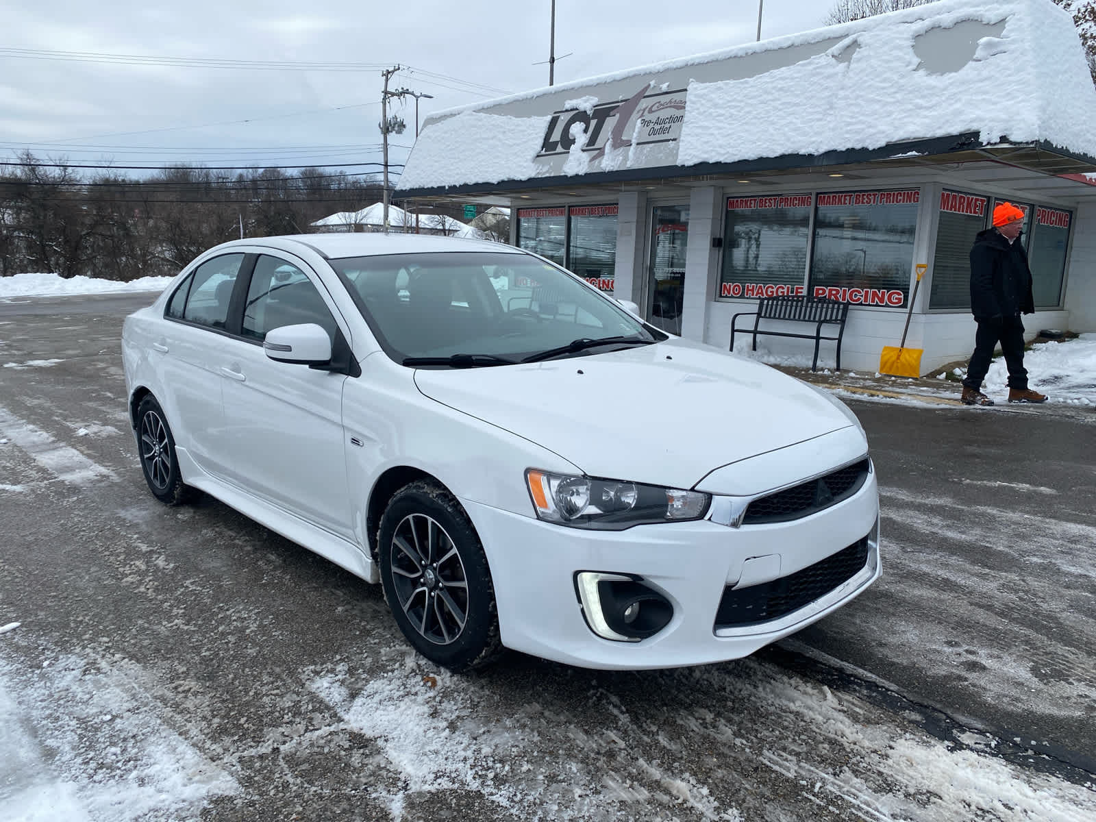 2017 Mitsubishi Lancer ES's photo