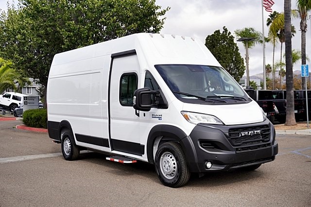 2024 Ram ProMaster 3500 photo 5
