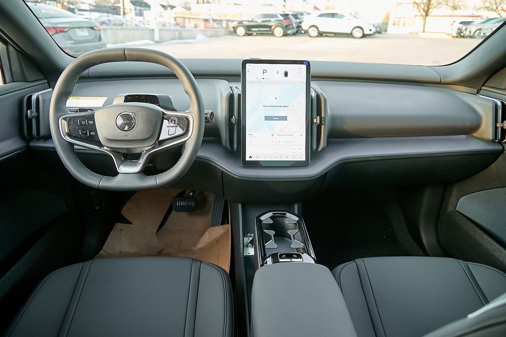 2026 VOLVO EX30 - Image 20