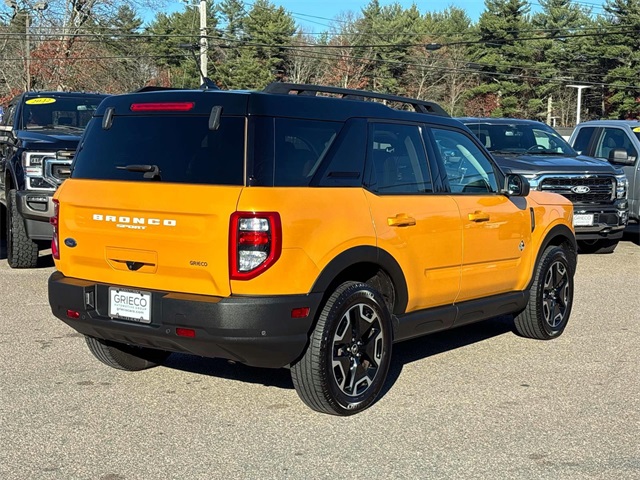 2022 Ford Bronco Sport Outer Banks photo 3