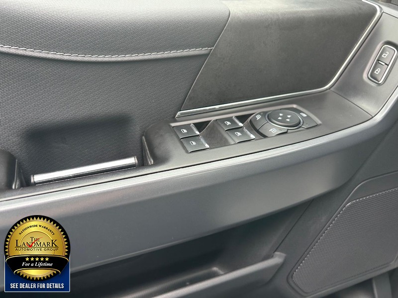 2024 Ford F-150 XLT photo 8