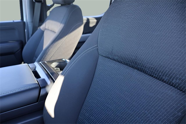 2025 Ford F-150 XLT photo 4