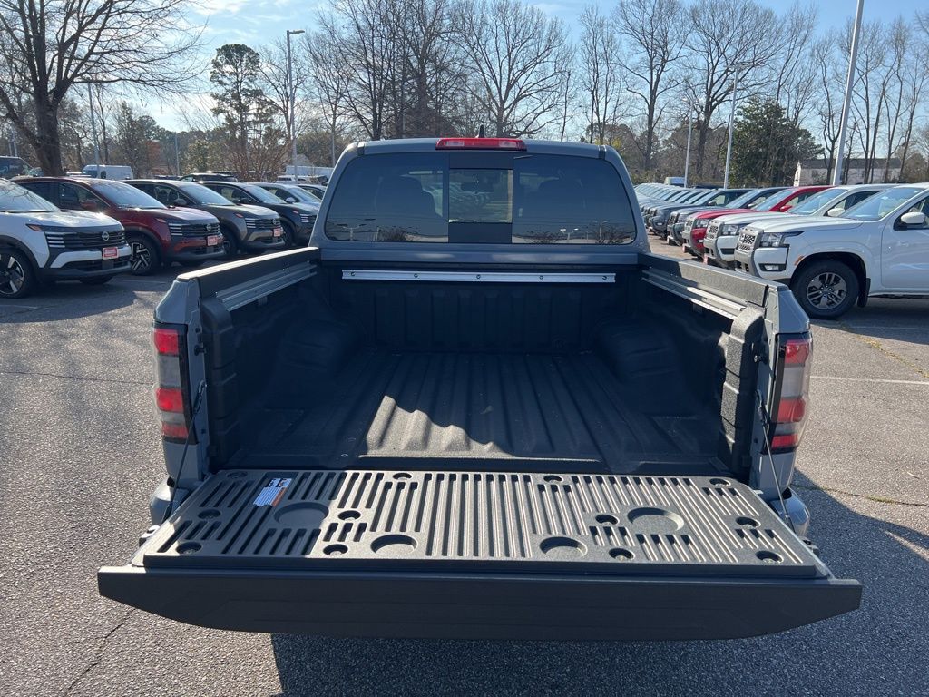 2025 Nissan Frontier Crew Cab PRO-4X photo 14