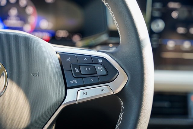 2025 Volkswagen Taos S photo 9