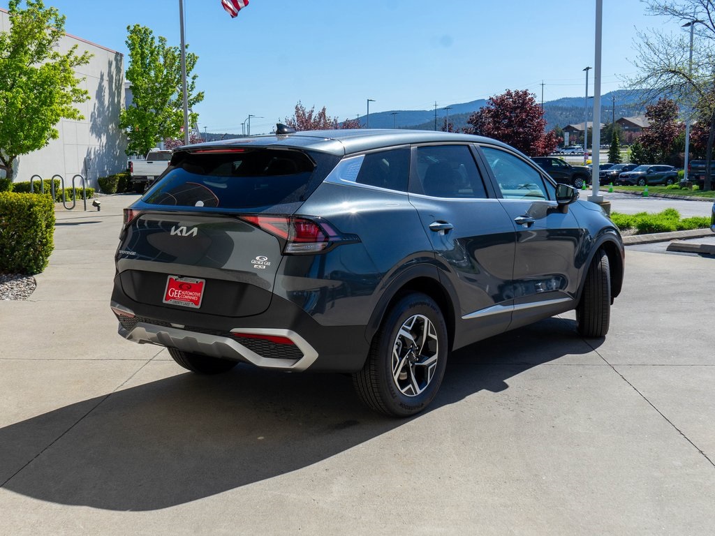 2025 Kia Sportage LX photo 5