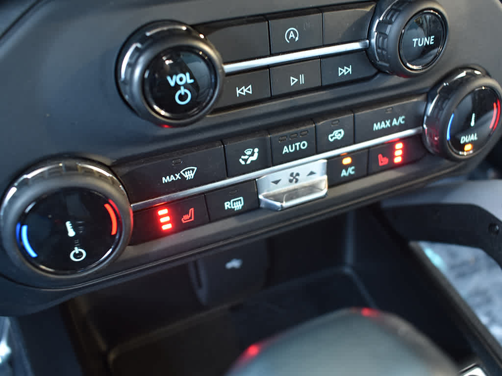 2022 Ford Bronco Outer Banks photo 22