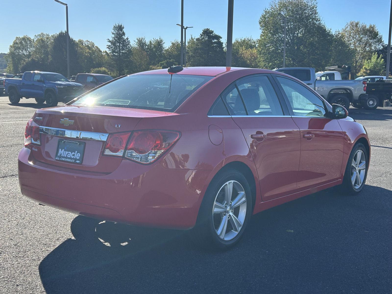 2015 Chevrolet Cruze LT photo 3
