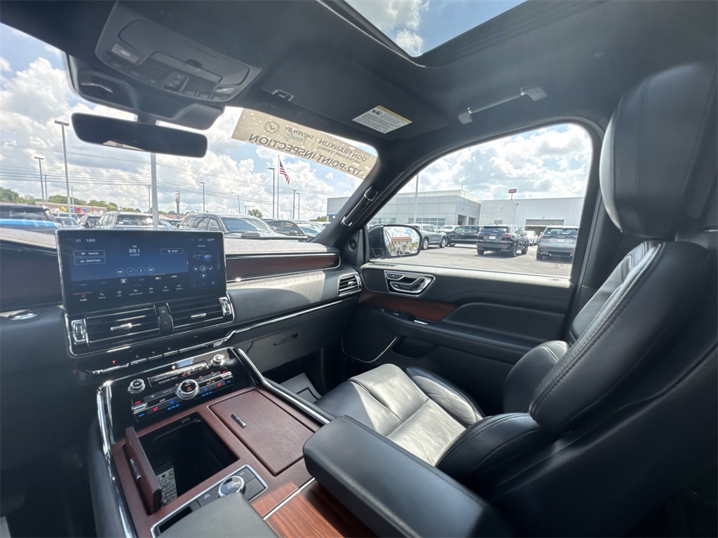 2023 Lincoln Navigator Reserve photo 11