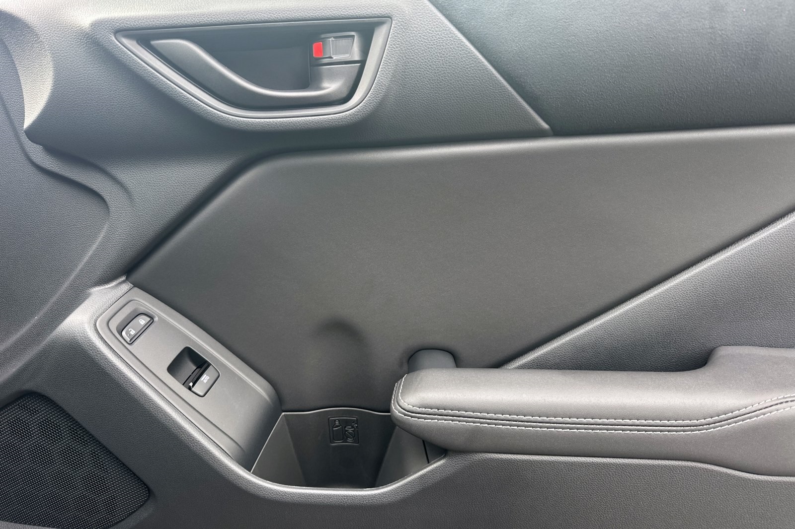 2025 Toyota GR86 Premium photo 18
