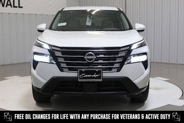 2025 Nissan Rogue SV photo 2