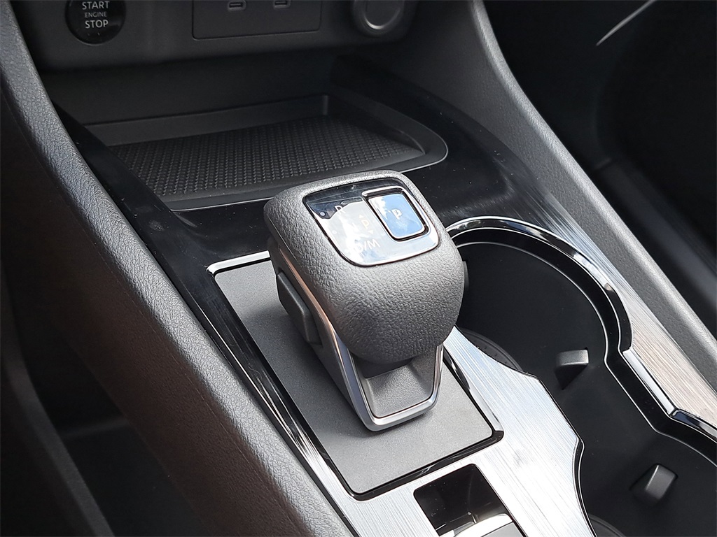 2026 Nissan Rogue SV photo 30
