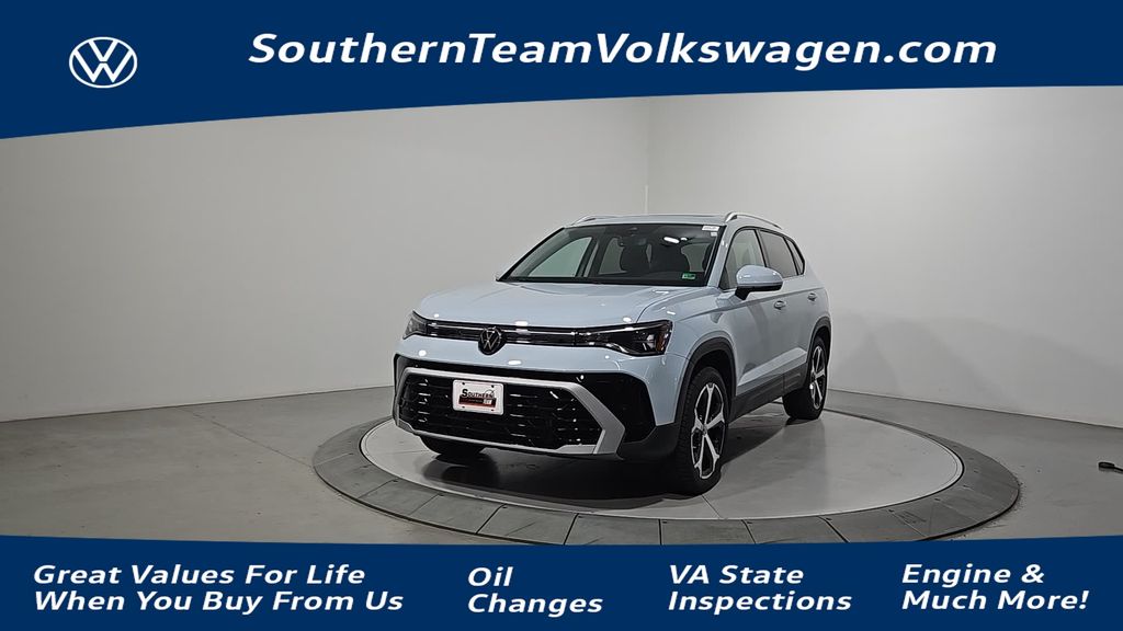 2025 Volkswagen Taos SEL's photo