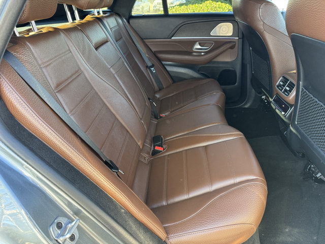 2026 Mercedes Benz GLE 450 4MATIC photo 2