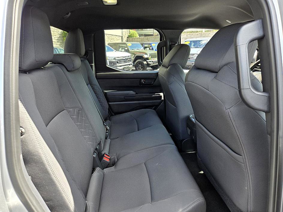 2024 Toyota Tacoma SR5 photo 16