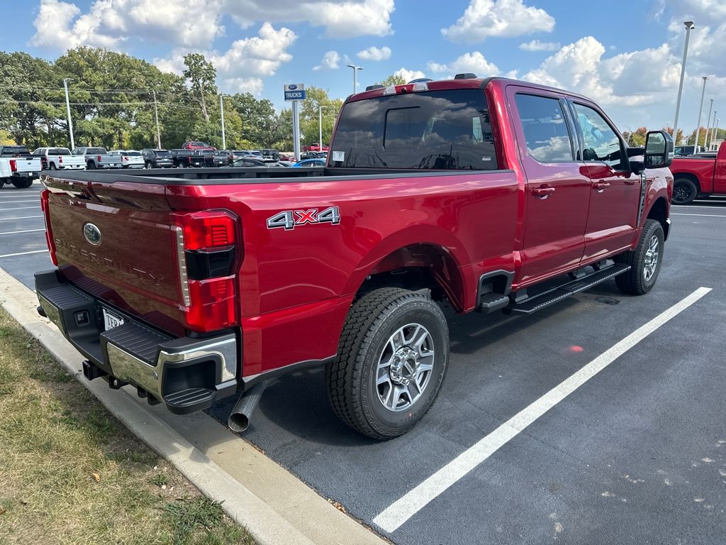 2026 Ford F-250 Lariat photo 4
