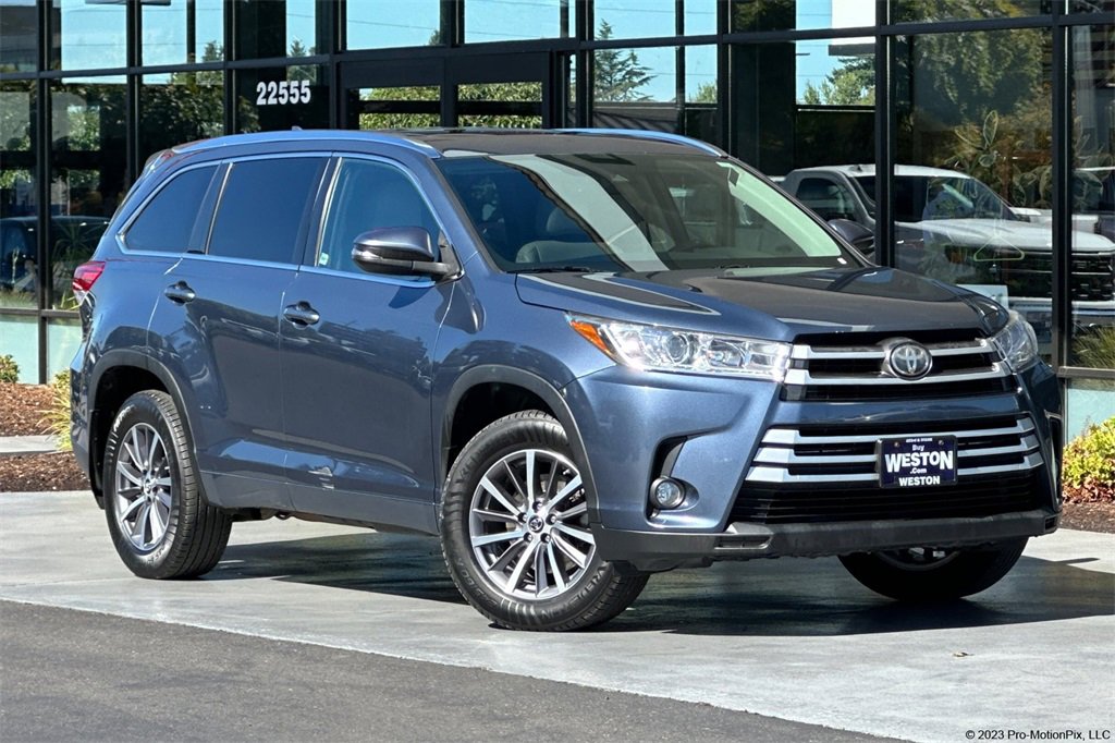2017 Toyota Highlander