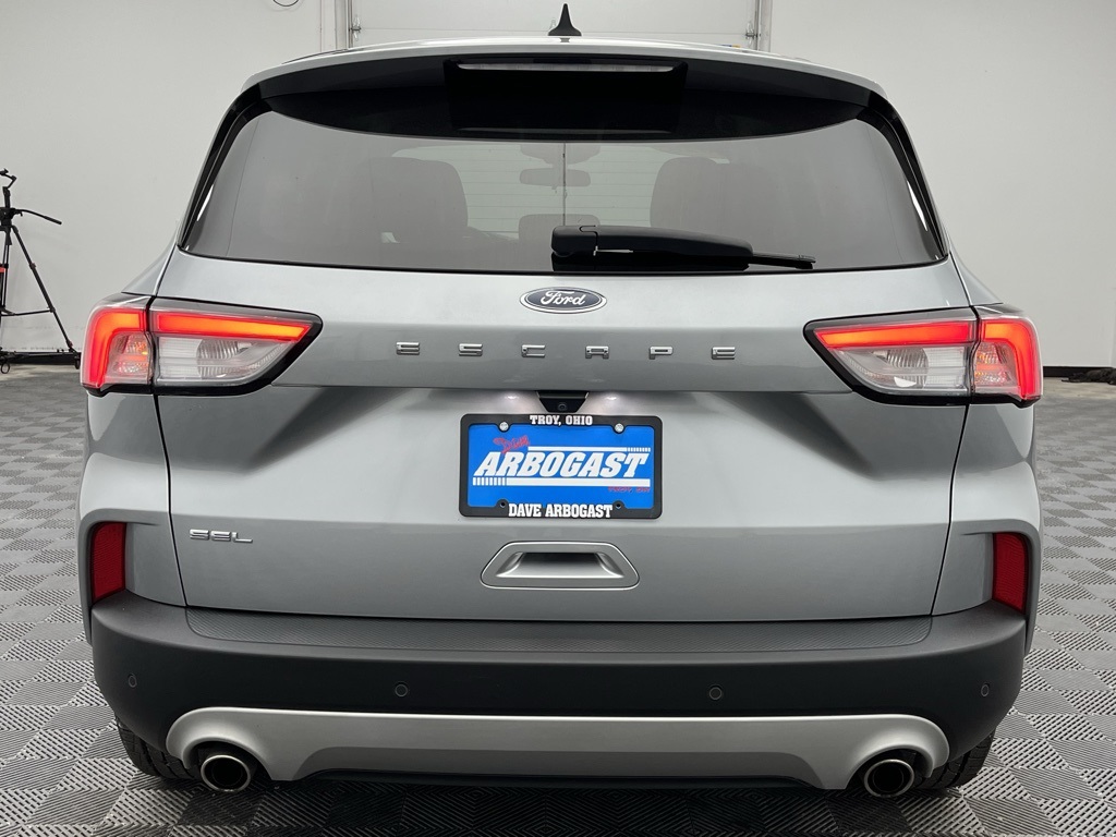 2022 Ford Escape SEL photo 13