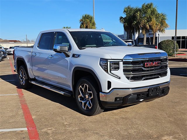 2026 GMC Sierra 1500 SLT's photo