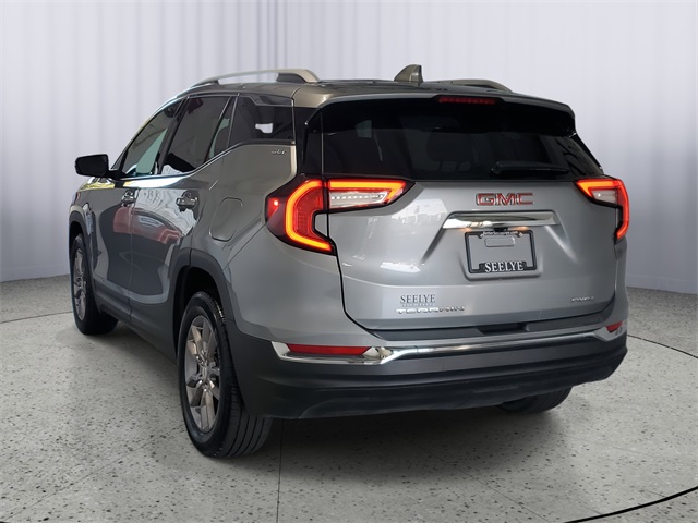 2023 Gmc Terrain SLT photo 3