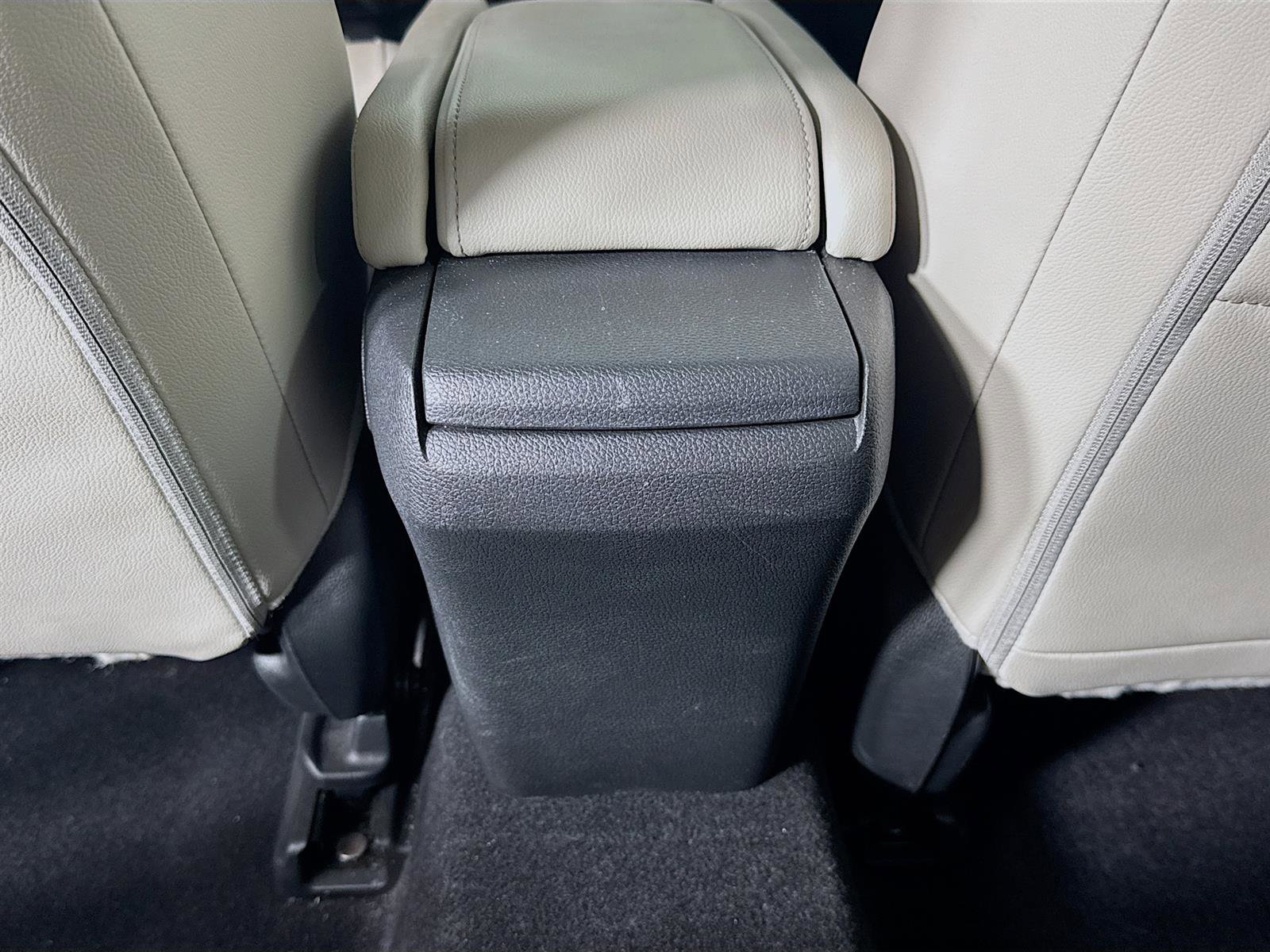 2021 Honda Insight Touring photo 26