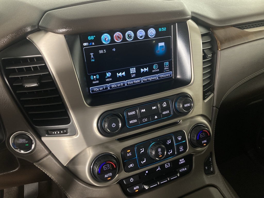 Used 2019 GMC Yukon Denali with VIN 1GKS2CKJ4KR306180 for sale in Elk River, Minnesota
