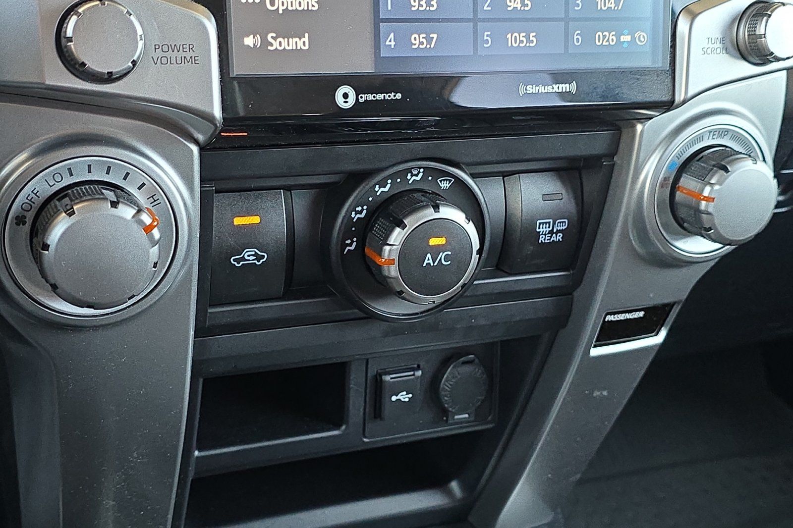 2022 Toyota 4Runner SR5 photo 19