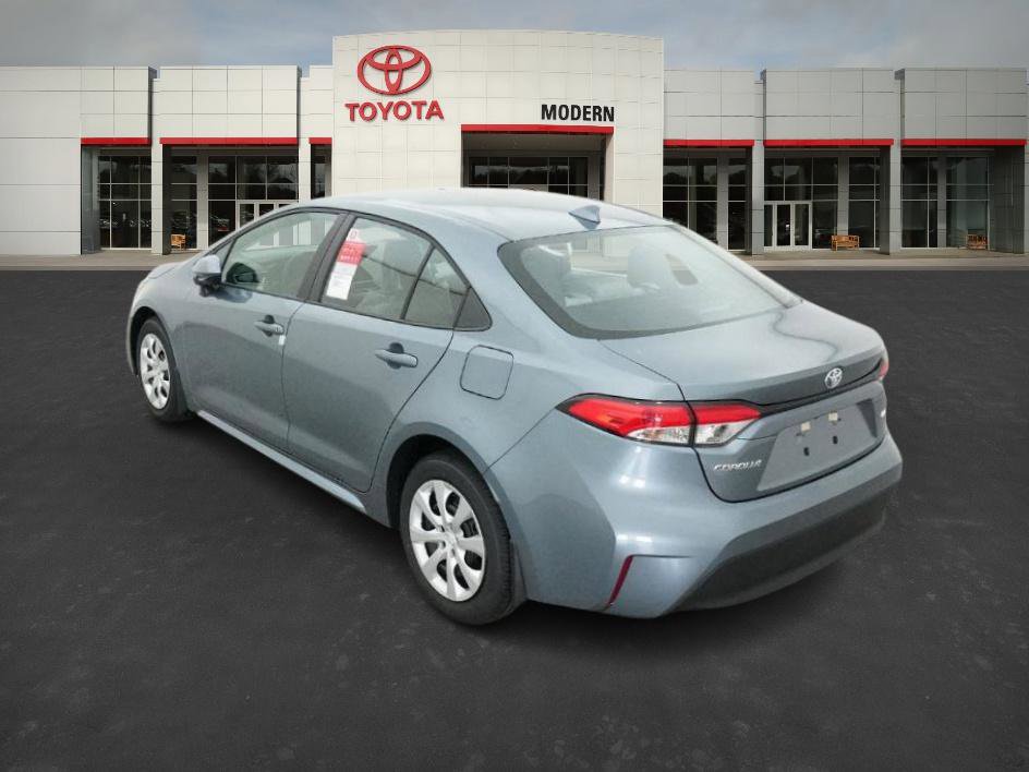 2025 Toyota Corolla LE photo 14