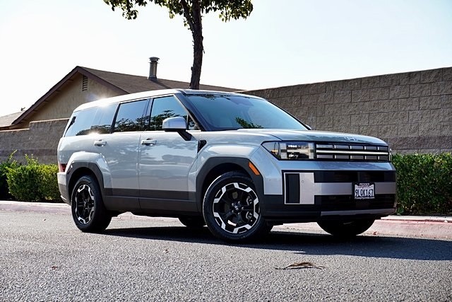 2024 Hyundai Santa Fe SE