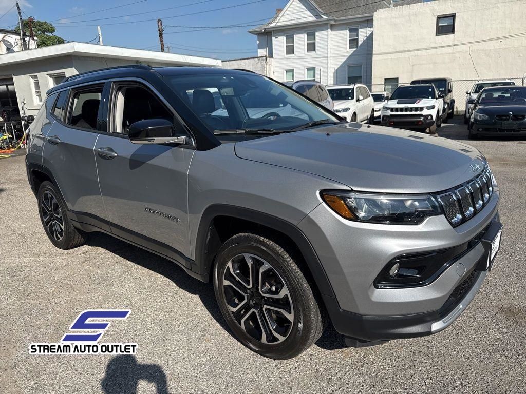 2022 Jeep Compass Limited photo 11