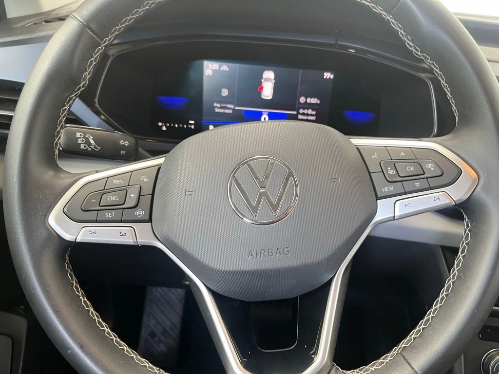 2022 Volkswagen Taos SE photo 18