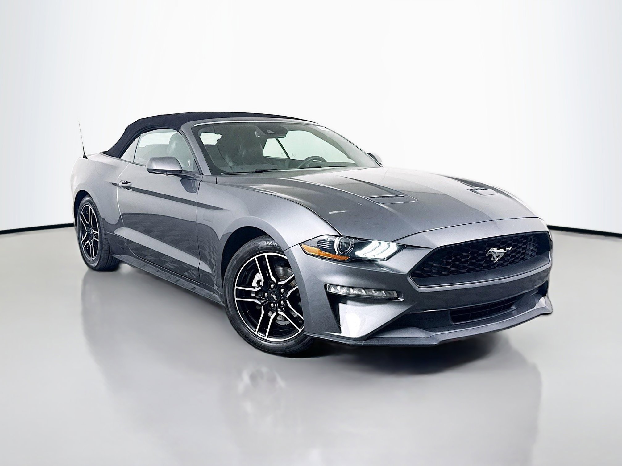 2022 Ford Mustang EcoBoost Premium's photo