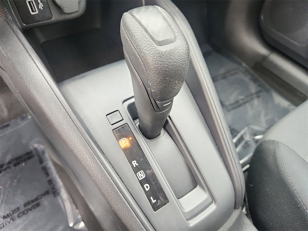 2024 Nissan Versa 1.6 S photo 9