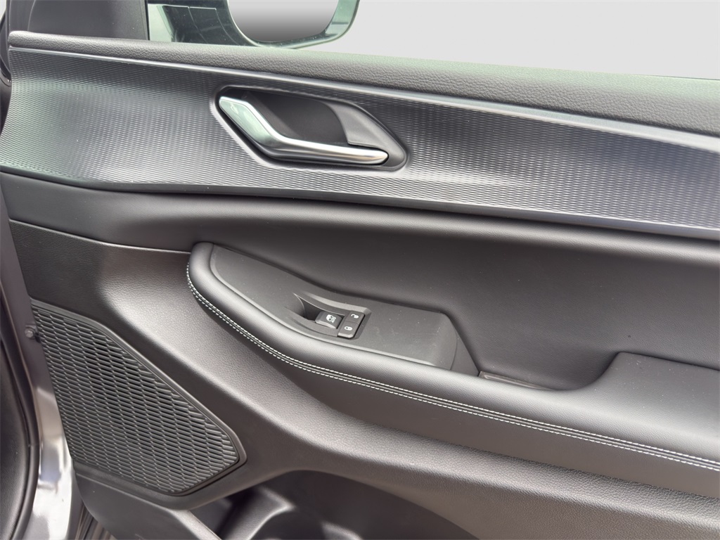 2025 Jeep Grand Cherokee Altitude X photo 16