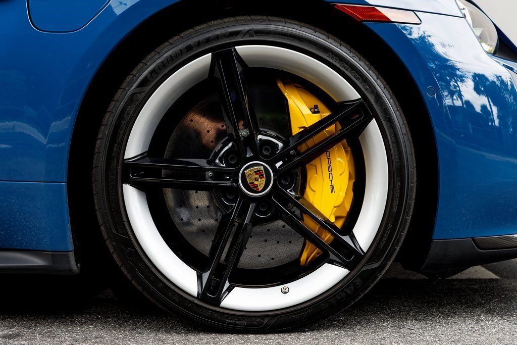 2022 Porsche Taycan Turbo S photo 14