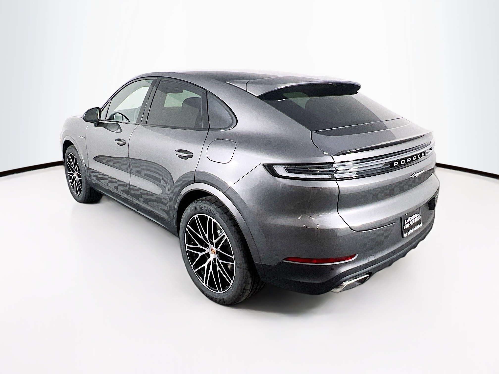 2026 Porsche Cayenne E-Hybrid Coupe photo 3