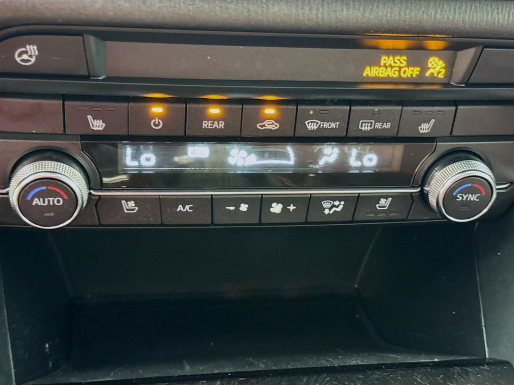 2019 Mazda CX-9 Signature photo 14